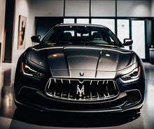 Load image into Gallery viewer, Maserati compatible GPS tracker with killswitch - Plug-and Play